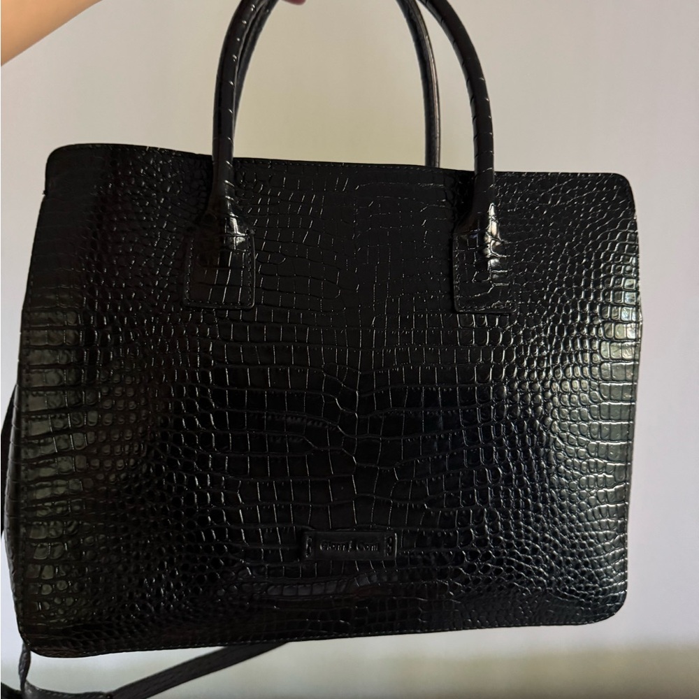 Chic Black Crocodile-Embossed Tote Bag